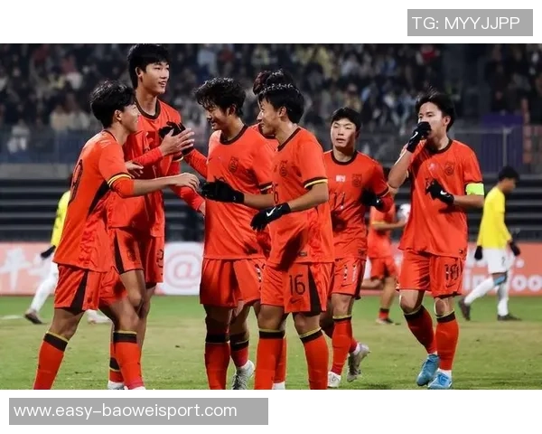 詹俊祝贺U23男足李昊单天保至尊成国足未来希望之星 詹俊祝贺U23男足李昊单天保至尊成国足未来希望之星